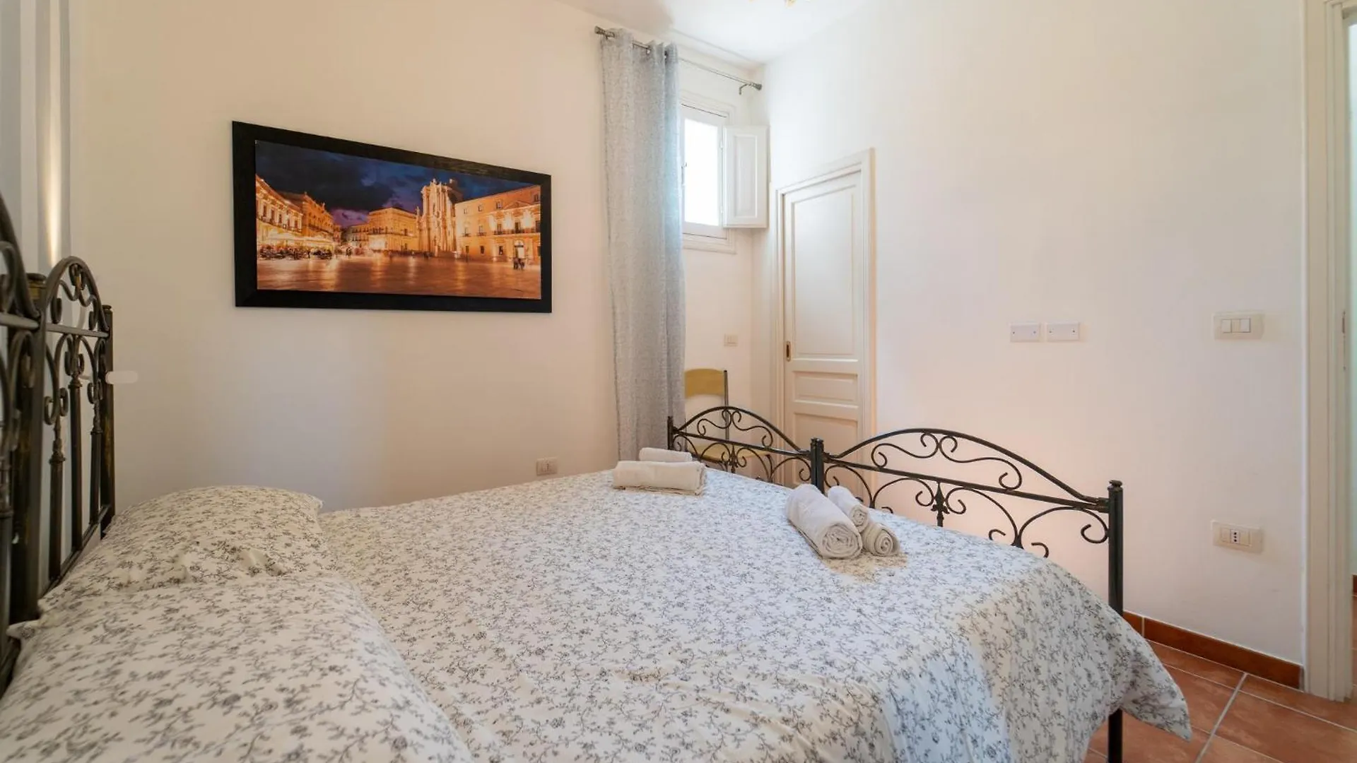 La Casa Dei Mori - Ortigia Central Apartment Syracuse Italy