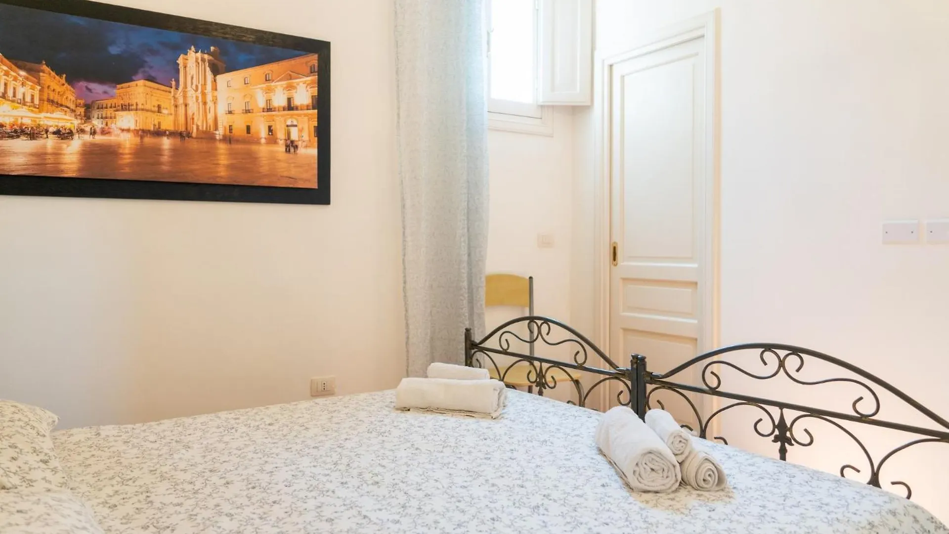 La Casa Dei Mori - Ortigia Central Apartment Сиракузы 0*,